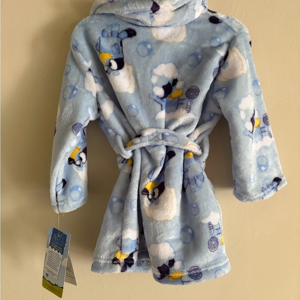 Snuggly Bluey 2T Toddler Pajama Robe. - Picture 2 of 4